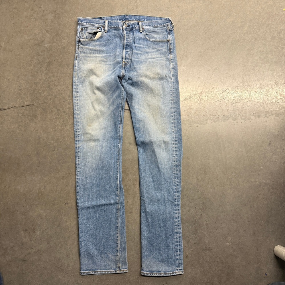Levis 501 Original Fit Light Wash Straight Leg Jeans W34 L36 00501-2333